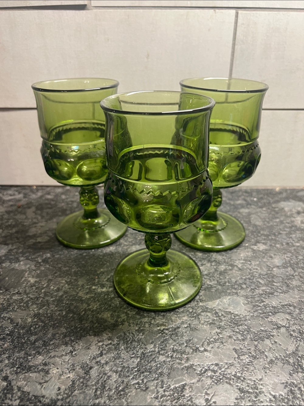 Green Vintage-Style Goblet Glasses - Set of 3